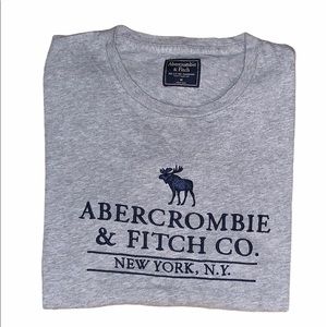 NWOT Men’s Abercrombie and Fitch T-Shirt